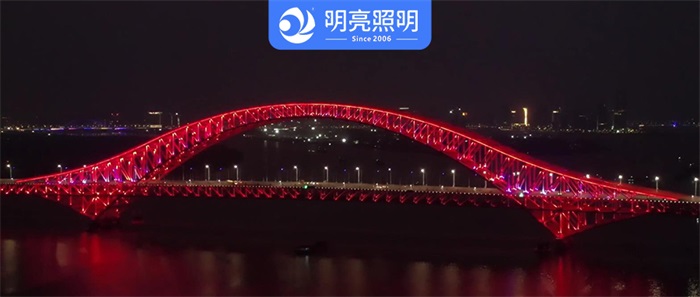 你知道橋梁亮化能夠提升夜間安全嗎？